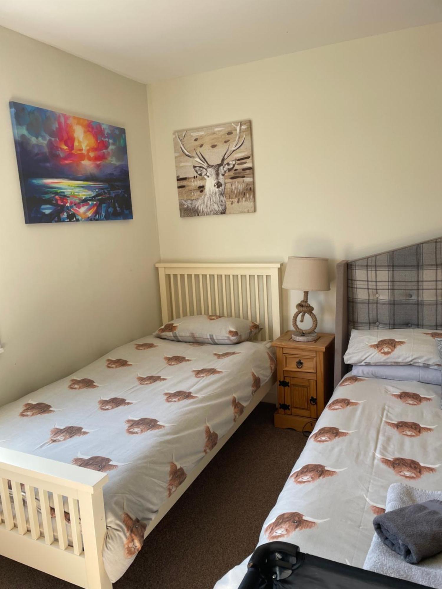 Charleston Apartment Self Catering 5 Min Drive From Town Centre Inverness Ngoại thất bức ảnh